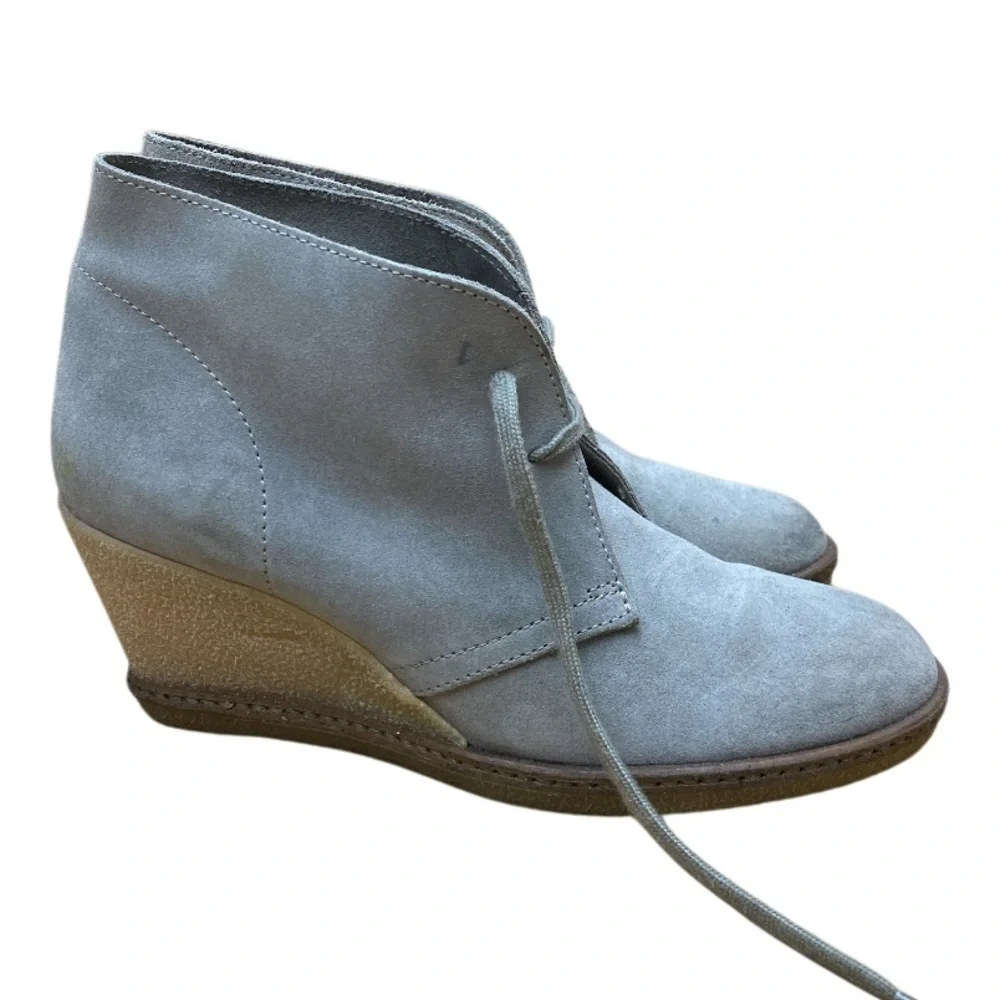 EUC J. Crew Gray Chukka Wedge Suede Boot Size 7